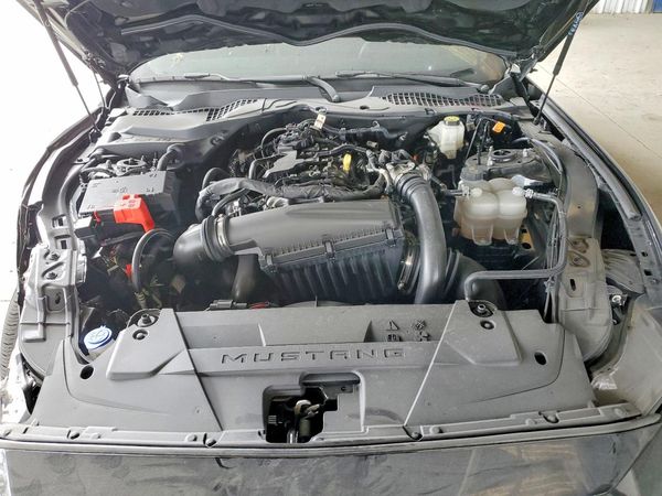 2025 FORD MUSTANG I4