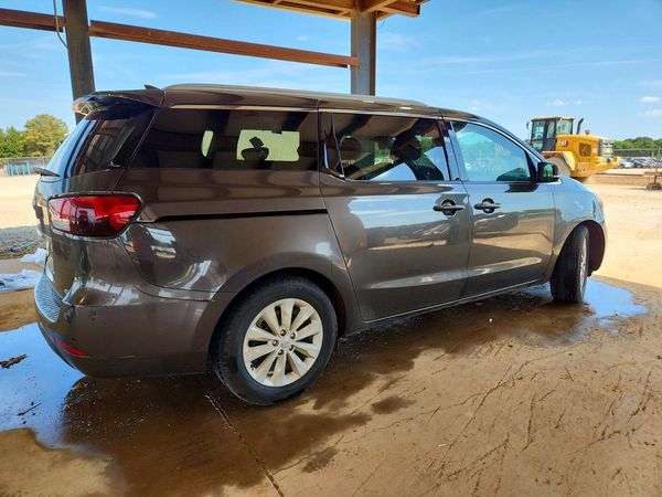 2016 KIA SEDONA EX - Middle level