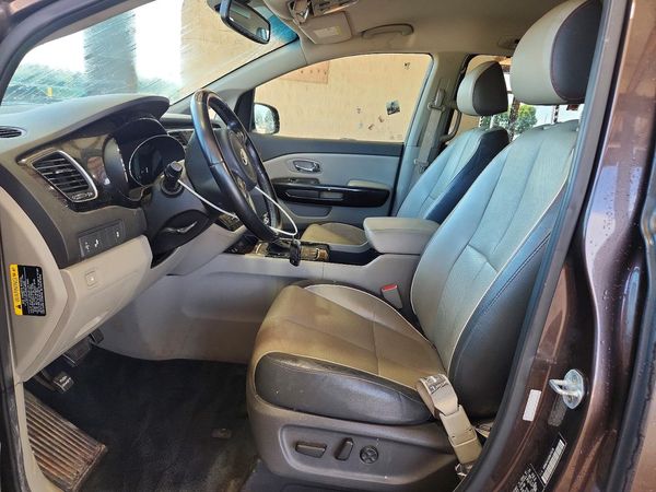 2016 KIA SEDONA EX - Middle level