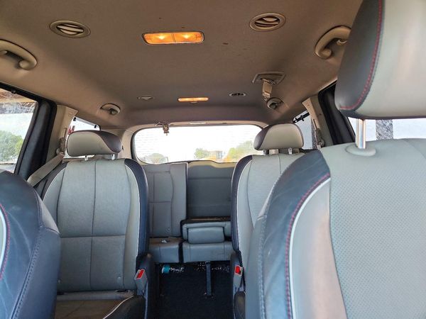 2016 KIA SEDONA EX - Middle level