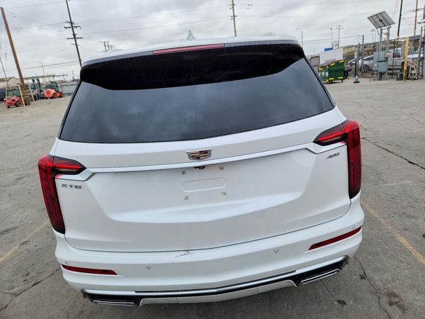 2025 CADILLAC XT6 Premium Luxury