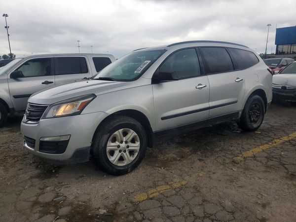 2013 CHEVROLET TRAVERSE LS