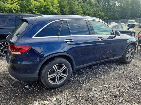 2020 MERCEDES-BENZ GLC
