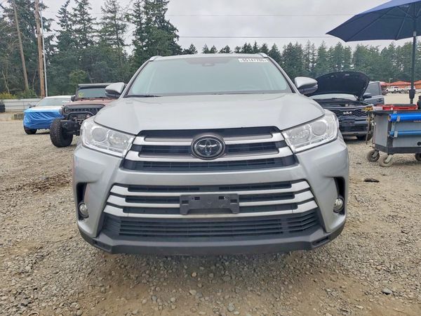 2018 TOYOTA HIGHLANDER SE/XLE