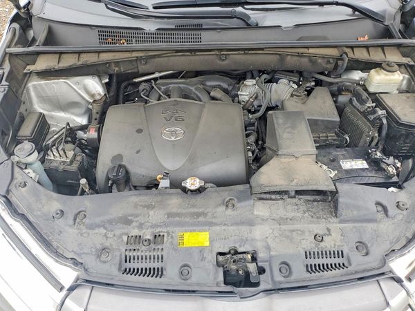 2018 TOYOTA HIGHLANDER SE/XLE