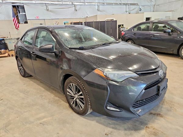 2018 TOYOTA COROLLA L/LE/SE/XLE/XSE — Passenger 3/4
