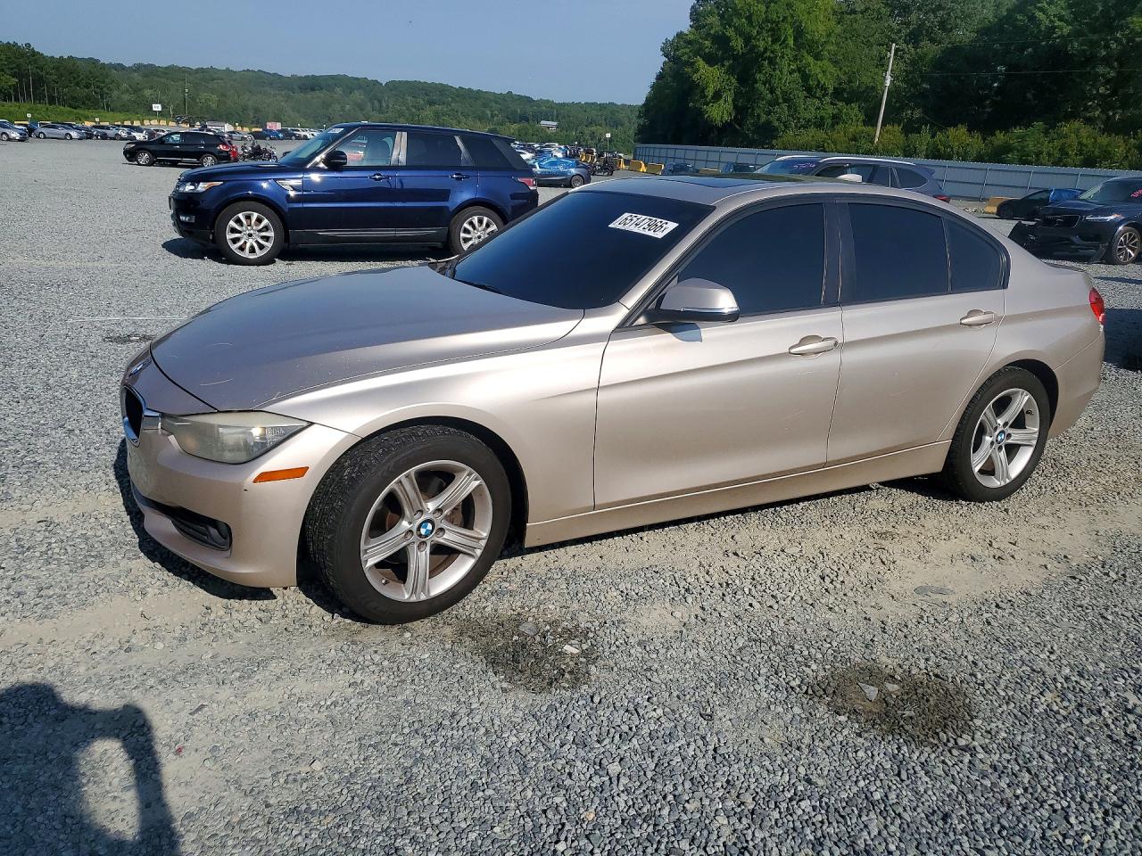 2014 BMW 320