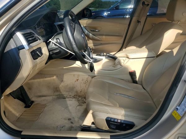2014 BMW 320