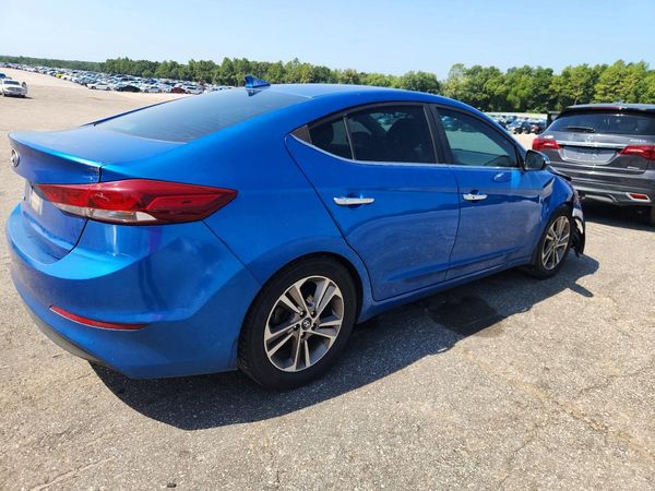 2017 HYUNDAI ELANTRA