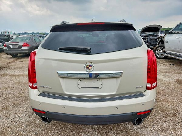 2016 CADILLAC SRX Luxury