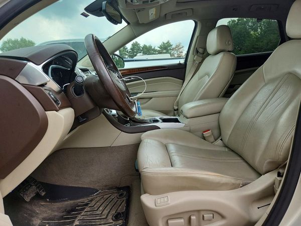 2016 CADILLAC SRX Luxury