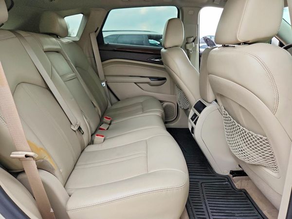2016 CADILLAC SRX Luxury