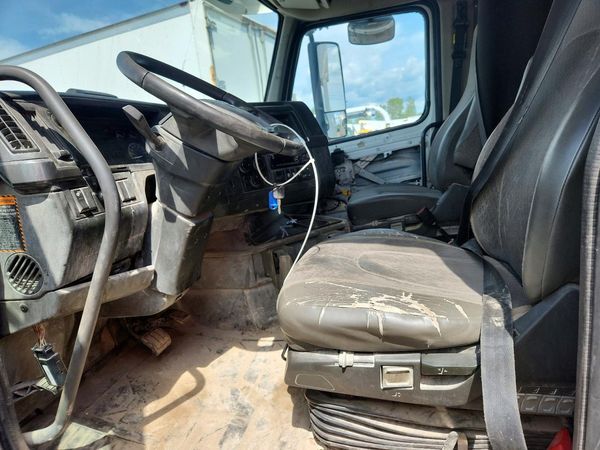 2020 VOLVO VNL