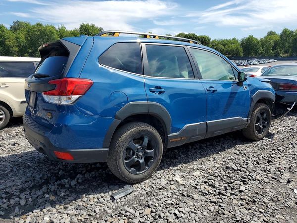 2023 SUBARU FORESTER