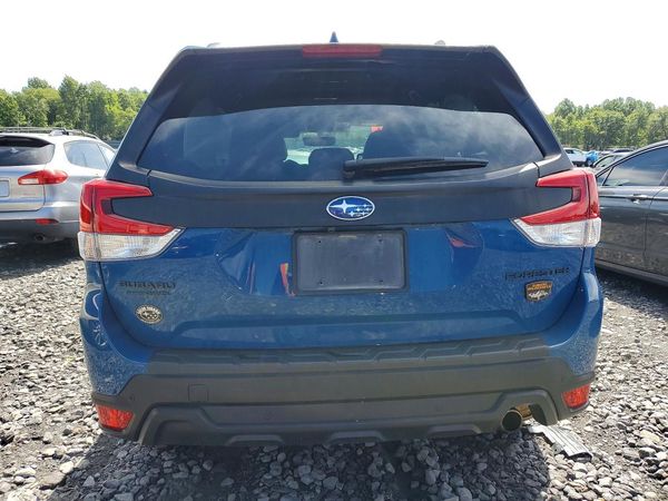 2023 SUBARU FORESTER