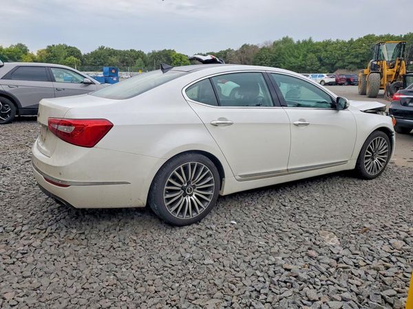 2015 KIA CADENZA