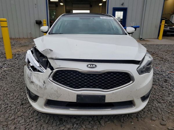 2015 KIA CADENZA