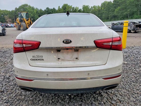 2015 KIA CADENZA
