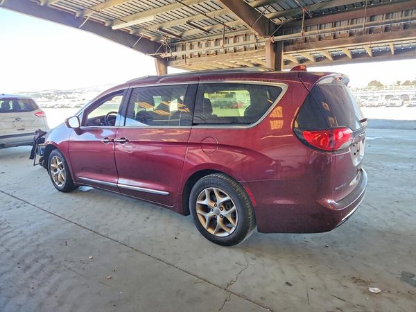 2019 CHRYSLER PACIFICA