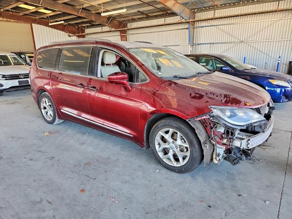2019 CHRYSLER PACIFICA