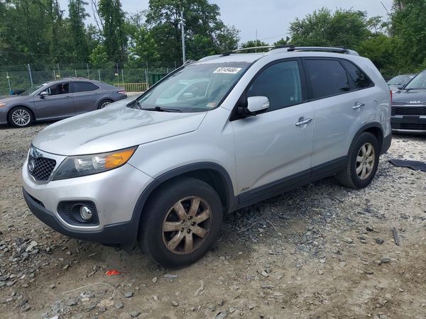 2013 KIA SORENTO