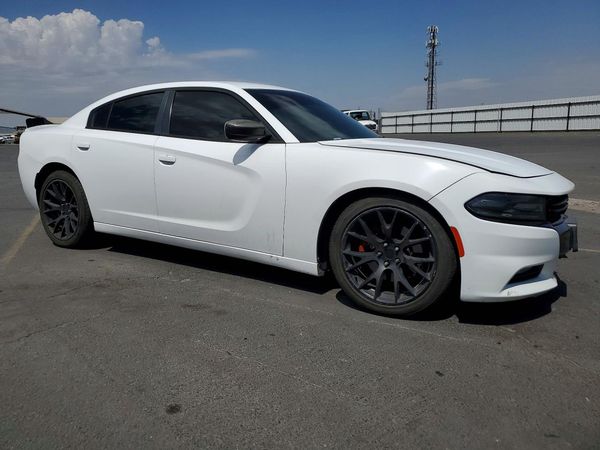 2015 DODGE CHARGER R/T