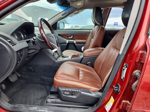 2014 VOLVO XC90
