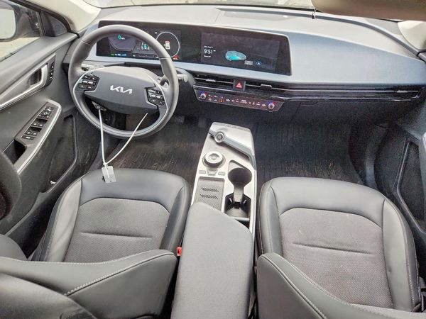 2024 KIA EV6 Light, Wind
