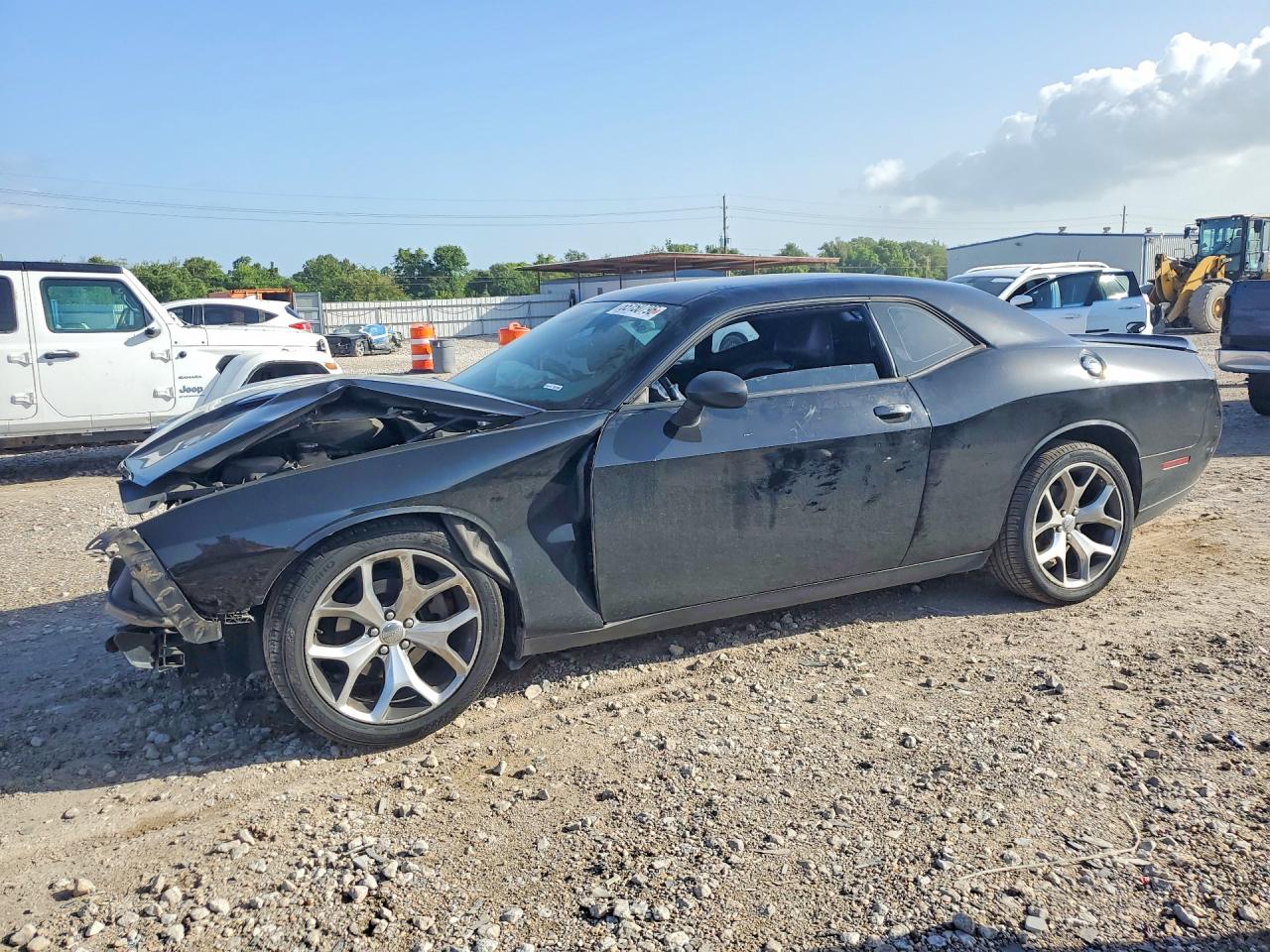 2016 DODGE CHALLENGER SXT — Front 3/4
