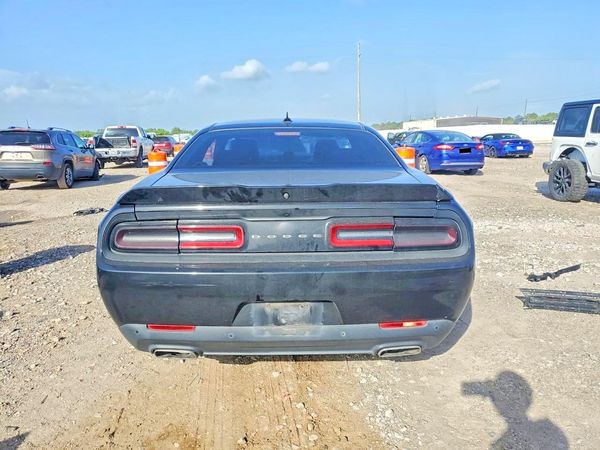 2016 DODGE CHALLENGER SXT — DIRR