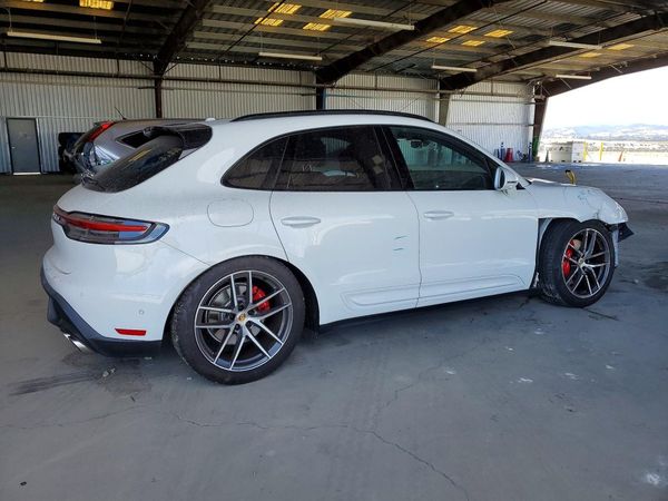 2023 PORSCHE MACAN S