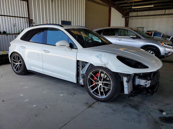 2023 PORSCHE MACAN S