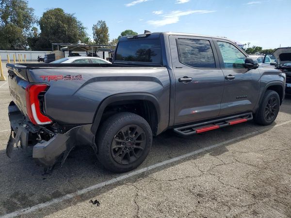 2024 TOYOTA TUNDRA