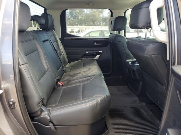 2024 TOYOTA TUNDRA