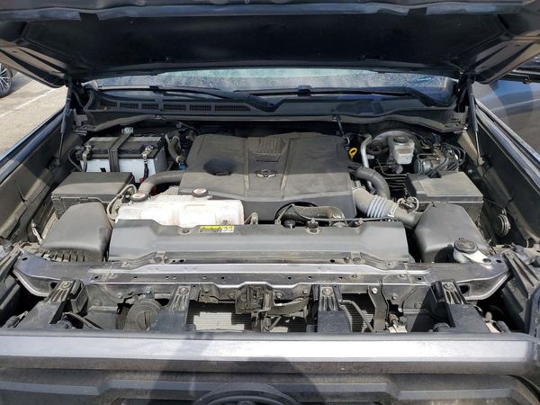 2024 TOYOTA TUNDRA