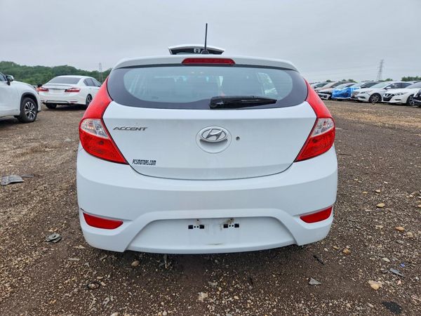 2017 HYUNDAI ACCENT SE Base