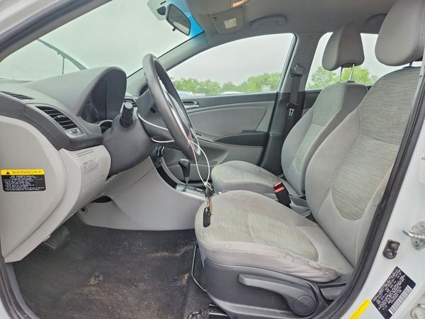2017 HYUNDAI ACCENT SE Base