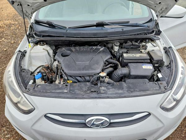 2017 HYUNDAI ACCENT SE Base