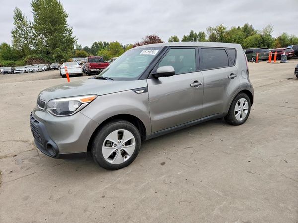 2014 KIA SOUL GL(BASE) — Front 3/4