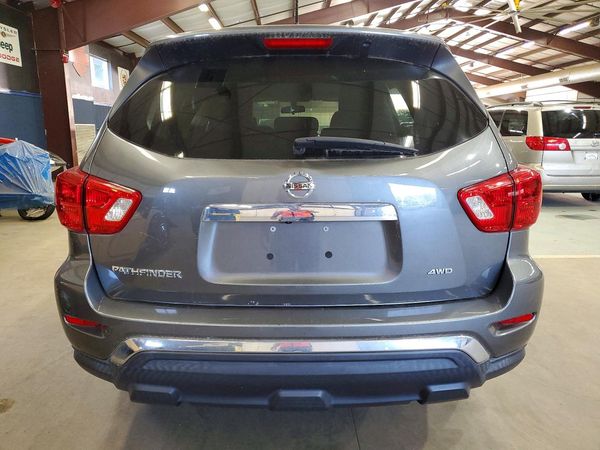 2018 NISSAN PATHFINDER