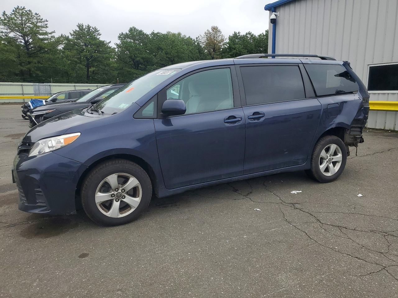2020 TOYOTA SIENNA E grade