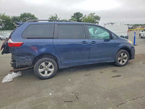 2020 TOYOTA SIENNA E grade