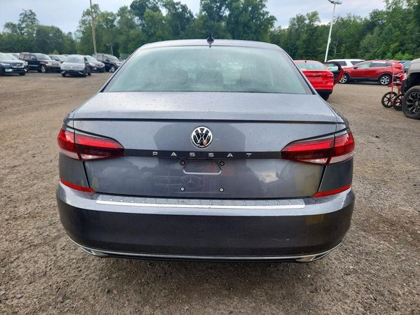 2021 VOLKSWAGEN PASSAT SE