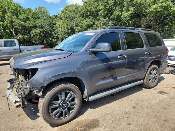 2018 TOYOTA SEQUOIA SR5/TRD Sport
