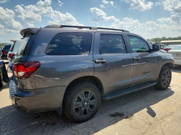 2018 TOYOTA SEQUOIA SR5/TRD Sport