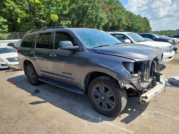 2018 TOYOTA SEQUOIA SR5/TRD Sport