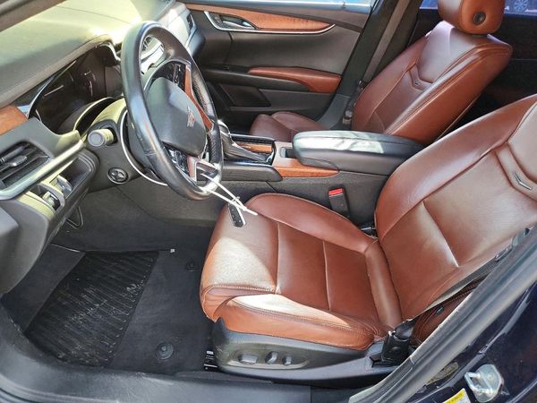 2017 CADILLAC XTS