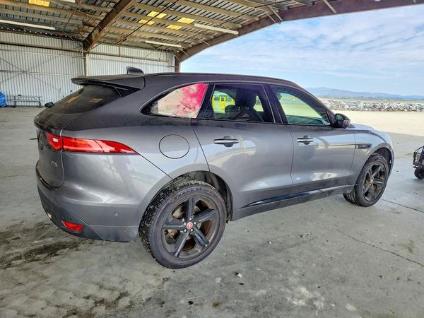 2018 JAGUAR F-PACE R Sport
