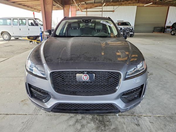 2018 JAGUAR F-PACE R Sport