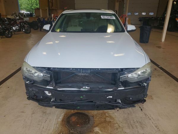 2014 BMW 320